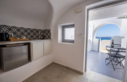 Oia Apartment | Three Domes Oia - an Iconic Collection