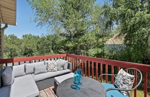 Layton House | Three Lakes Spa - Hot Tub - Peaceful - Firepit - Sauna