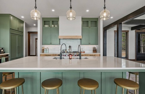 Manitowish Waters Cabin | Three Loons Lodge - Brand New Home