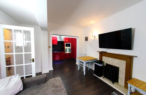 Burton on Trent Hotel | Three Queens Hotel
