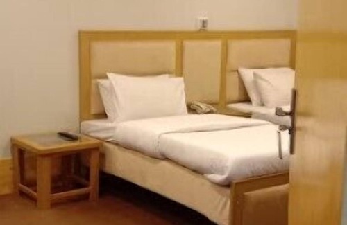 Peshawar Hotel | Three star hotel Peshawar
