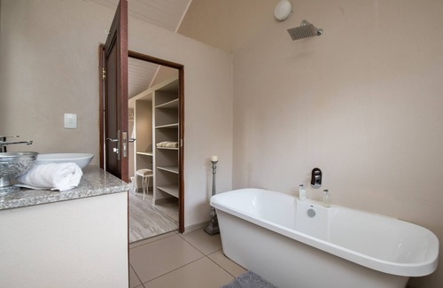 Tshwane House | Three Thymes Inn