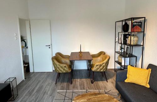Frohnhausen Apartment | ThreeRoom Gem of Essen