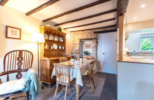 Great Hucklow House | Thrift Cottage