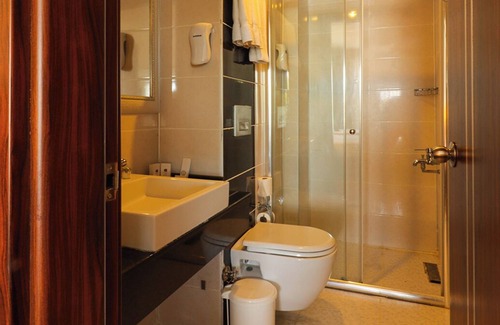Manavgat Hotel | Throne Beach Resort & Spa