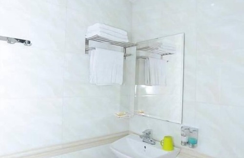 Dich Vong Hau Hotel | Thuy Ngu by Bay Luxury