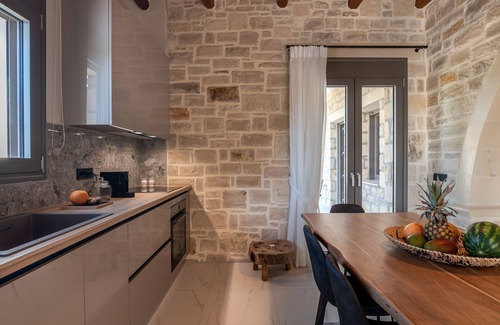 Prinos Villa | Thyme villa,Huge private pool,Garden,near amenities