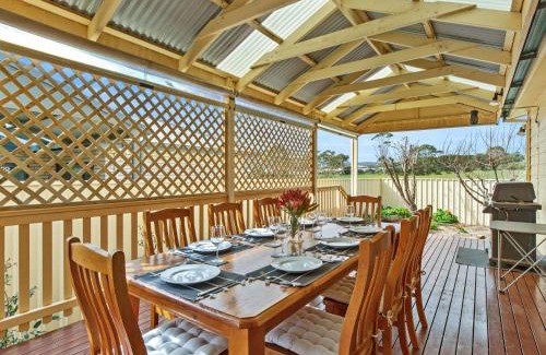 Normanville House | Ti Na Mara 20 Resolute Avenue Normanville