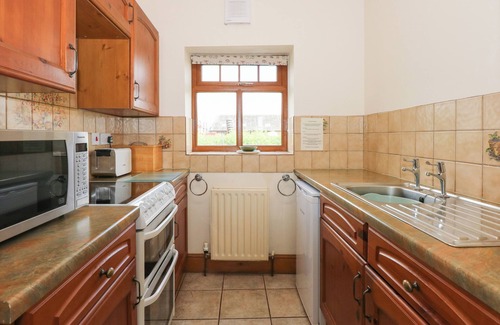 Louth Cottage | TICKLEPENNY, pet friendly, character holiday cottage in Louth