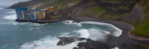 Tacoronte Apartment | Tide's Embrace & Natural Pool