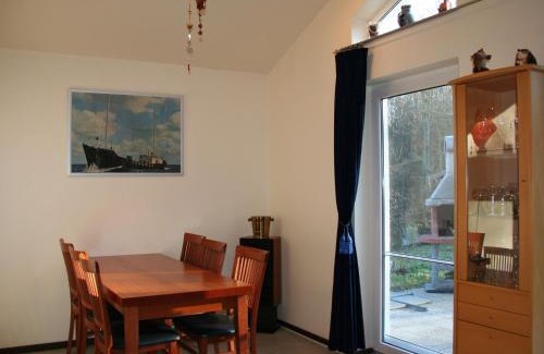 Ferienhausgebiet Hillenseifen House | Tidy holiday home with dishwasher, in a green area