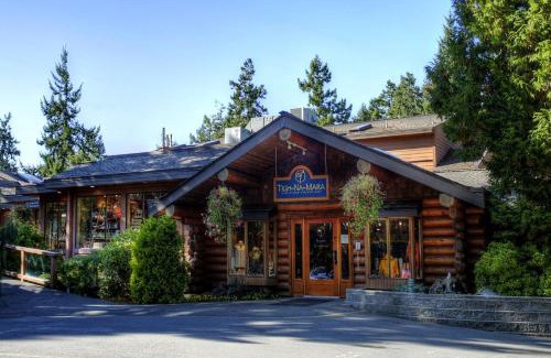 Regional District of Nanaimo Resort | Tigh-Na-Mara Seaside Spa Resort