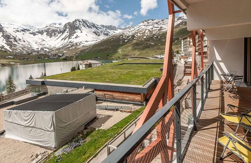 Tignes le Lac Apartment | Tignes: Stunning 5-room apartment for 8 with south balcony and hotel services