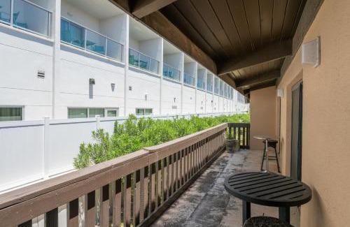 South Padre Island Apartment | Tiki 216