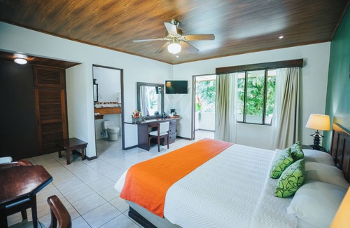 Muelle San Carlos Hotel | Tilajari Hotel Resort