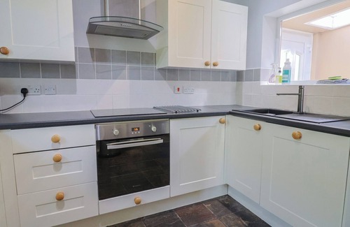 Charmouth Cottage | Tillicum