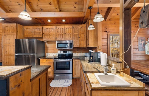 Butler Cabin | Timber Ridge Luxury Cabin – Your Ultimate Escape