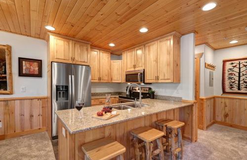 South Snyderville Basin Apartment | Timber Wolf Lodge 10D condo