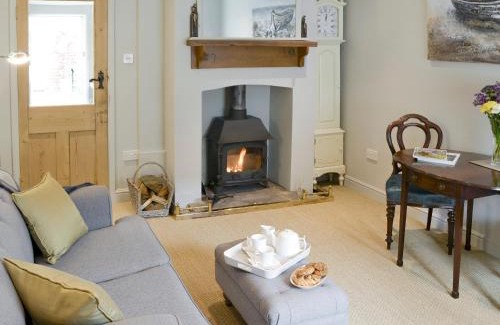 Coltishall House | Time Cottage