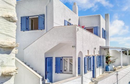Megas Yialos-Nites House | Tinoshomelidays Residences