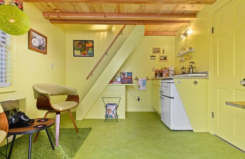 Kerns House | Tiny Digs Rock N Roll House