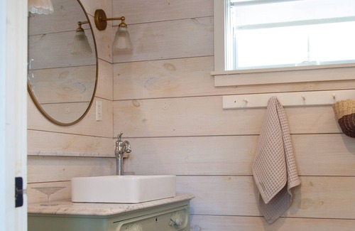 Thomaston House | ✨Tiny Home - 5 min to Rockland Harbor