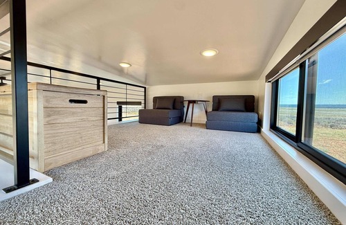 Kanab House | Tiny Home w/Panoramic Views, Hot Tub, Near Zion