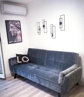 Tuscolano Apartment | Tiny house Apartment next to metro A