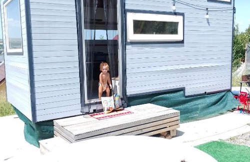 Apahida House | Tiny House Cluj with Jacuzzi