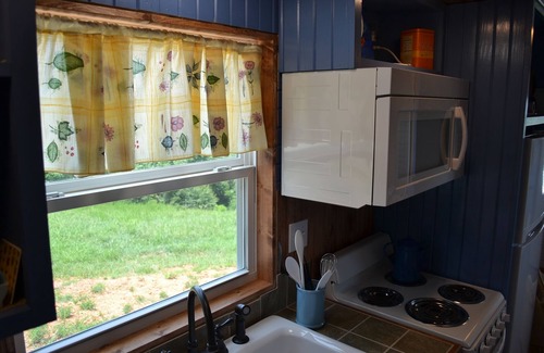 Newnata House | Tiny House On The Mountaintop