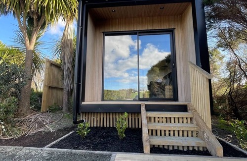 Mangawhai Heads Cabin | Tiny Oasis in the heads