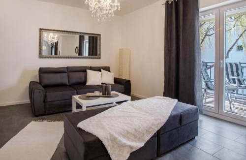 Strozanac Apartment | Tip Deluxe