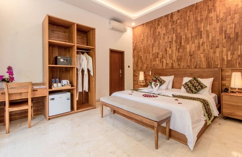 Kutuh Kaja Hotel | Tirta Arum
