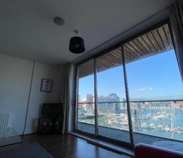 Titanic Quarter Apartment | Titanic Quarter, marina view modern 2 bedroom apartment