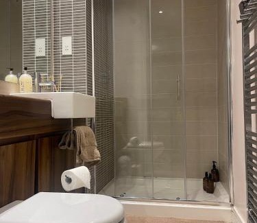 Titanic Quarter Apartment | Titanic Quarter, marina view modern 2 bedroom apartment