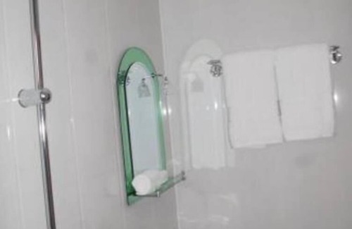 Kasese Hotel | TJ Global Hotel Kasese