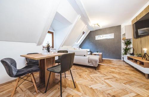Donji Grad Apartment | Tkalcic's oasis 1 with free parking
