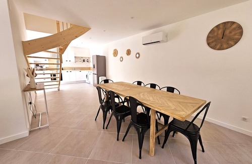 Chateauneuf-sur-Charente House | To the sound of water, garden side