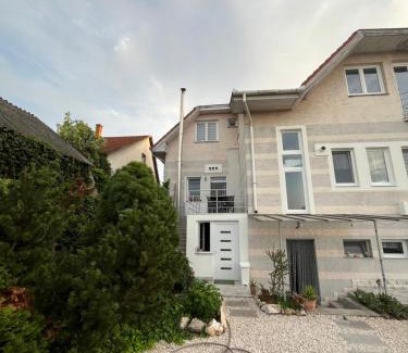 Gyal Apartment | Tocc Apartman
