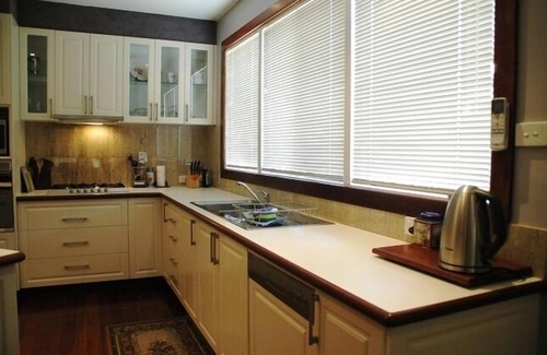 West Busselton Cottage | Toggs Cottage Busselton, free wifi