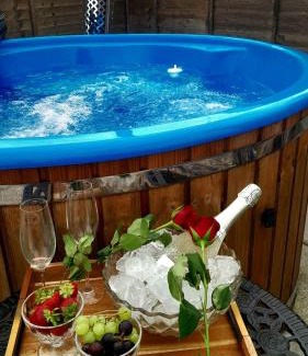 Newry Ski Chalet | Tollymore Luxury Log Cabin