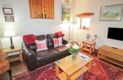 Parwich House | Tom's Barn