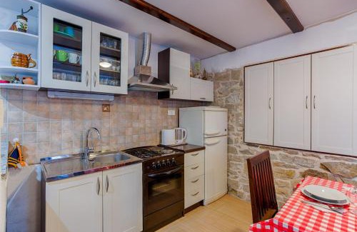 Stobrec Apartment | Tomo Apartment