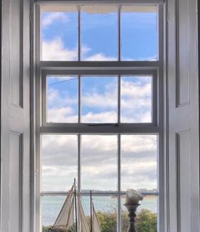 Newcastle Apartment | Tonn Ruray Sea View Luxury 2 Bed Apartment