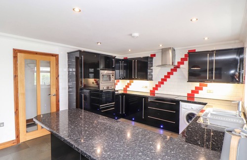 St. Tudy House | TOOK SOME DOING, family friendly, with a garden in St Tudy