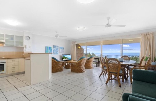 Woorim House | Top Floor Beachfront Apartment