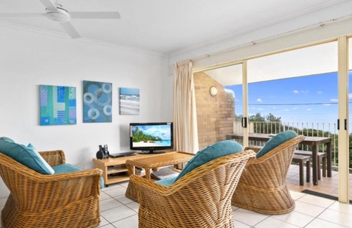 Woorim House | Top Floor Beachfront Apartment