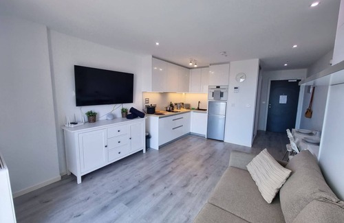 Gibraltar Apartment | Top Floor Studio-The Hub-Self Catering