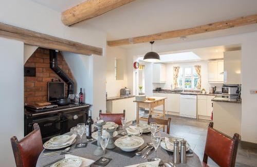 Kingswood House | Top House
