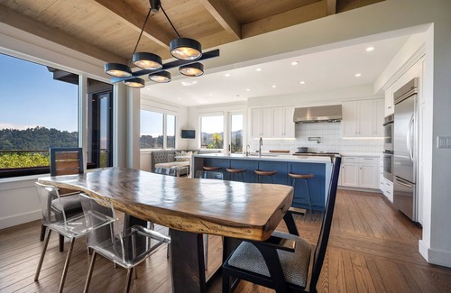 Mill Valley House | Top of the World Resort living in Mill Valley - Views from SF to Mt. Tam